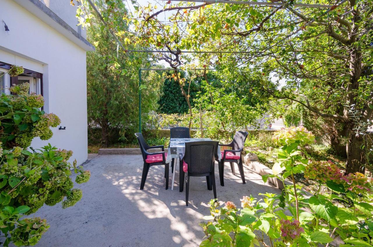 Apartment Ruza Lopar Eksteriør bilde
