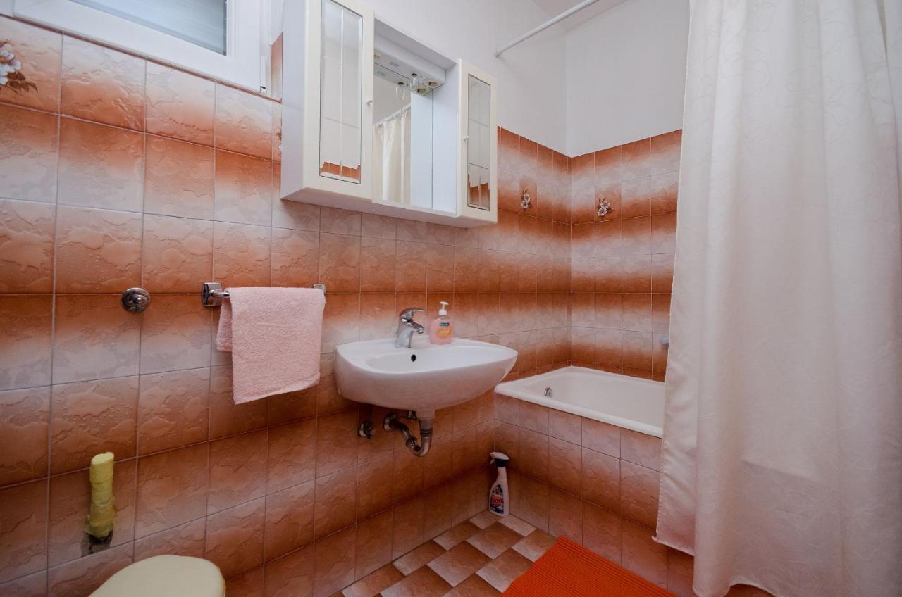 Apartment Ruza Lopar Eksteriør bilde